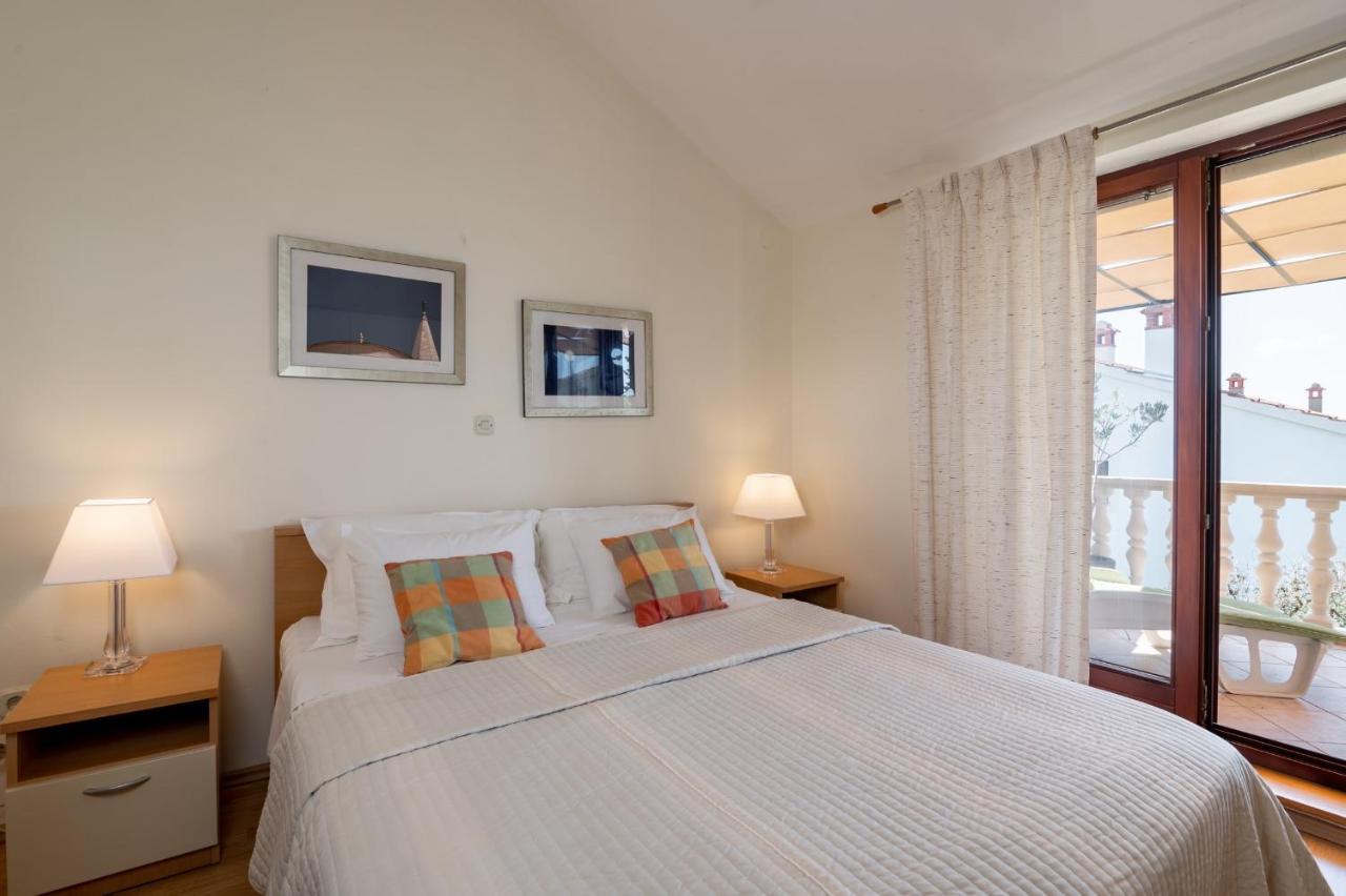 Apartments Rozelyn Уґлян Екстер'єр фото