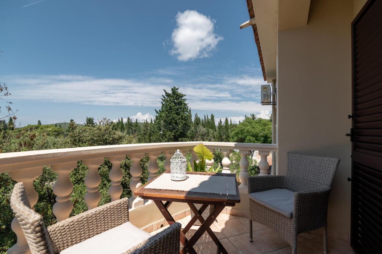 Apartments Rozelyn Уґлян Екстер'єр фото