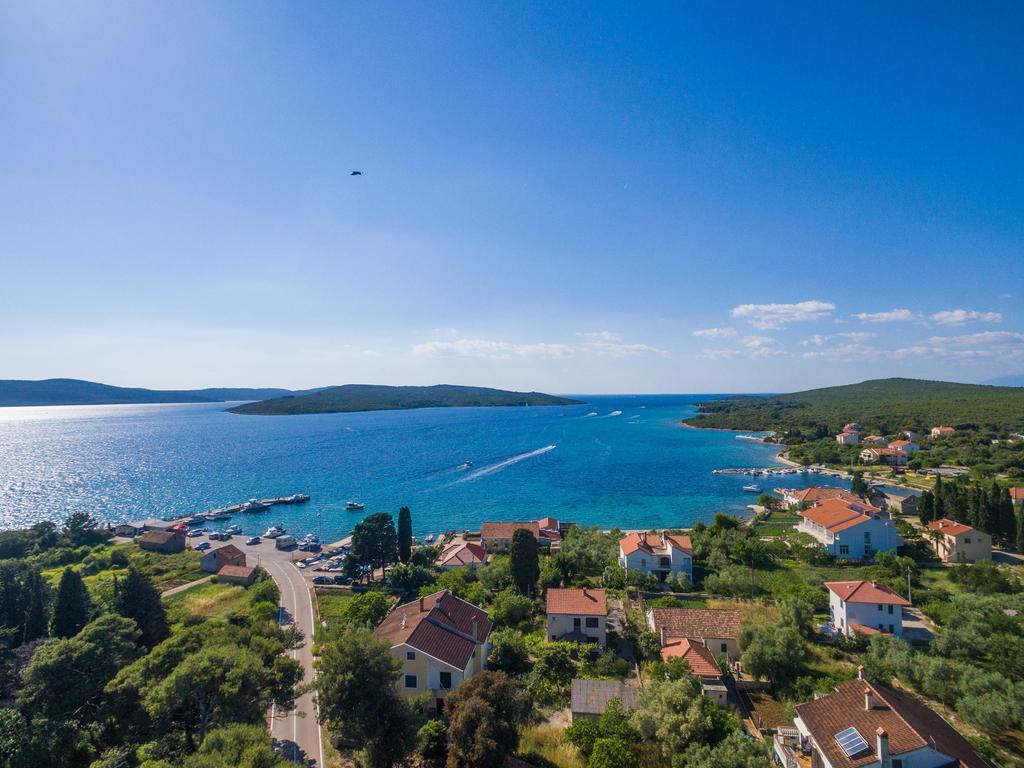 Apartments Rozelyn Уґлян Екстер'єр фото